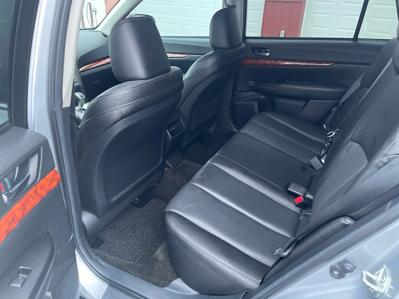 Subaru Outback 3.6R Limited 2012