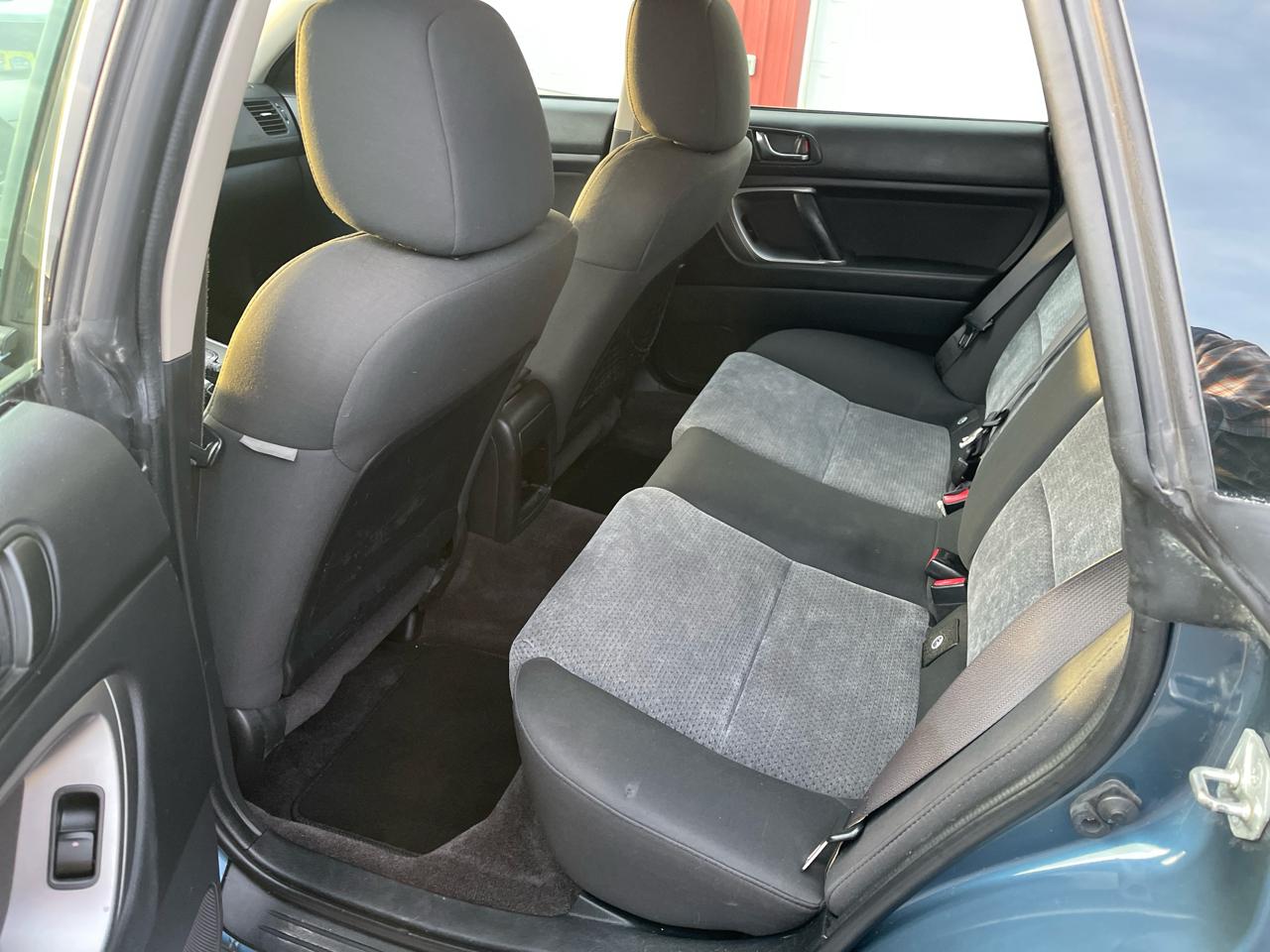 Subaru Outback 2.5i Wagon 2006