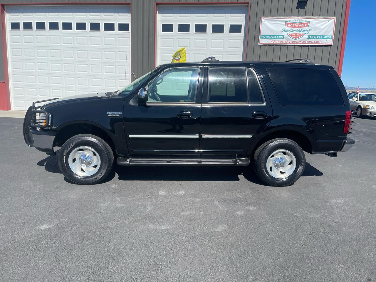 Ford Expedition 4dr XLT 4WD 1998