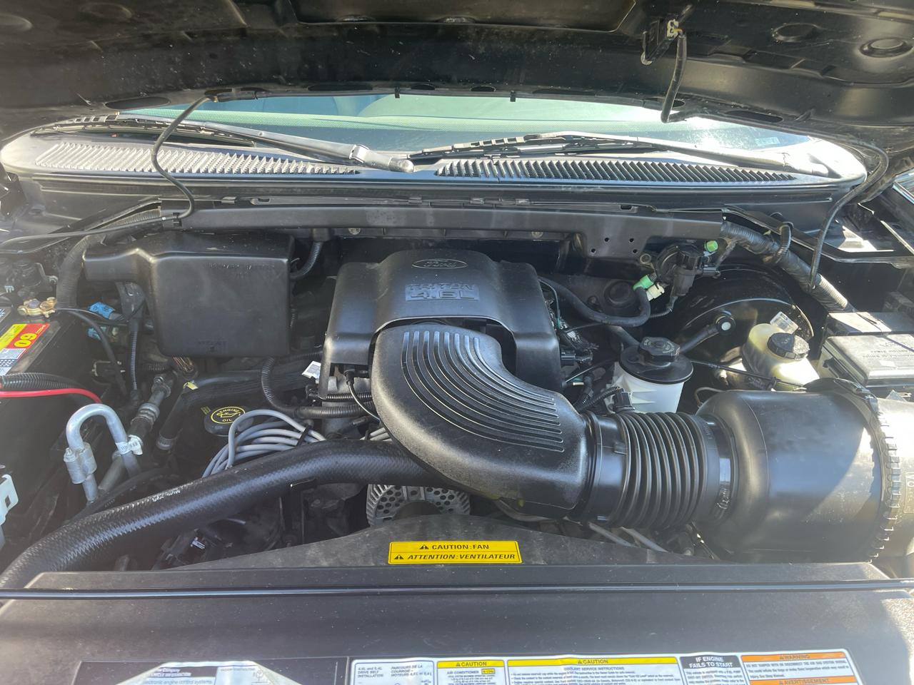 Ford Expedition 4dr XLT 4WD 1998