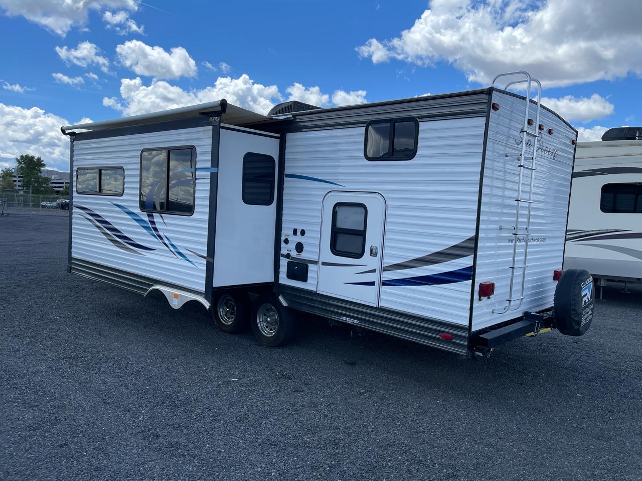 Pacific Coachworks Trailer Unknown  2016