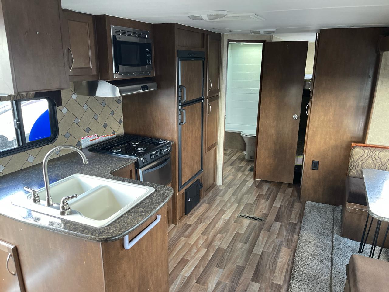 Pacific Coachworks Trailer Unknown  2016