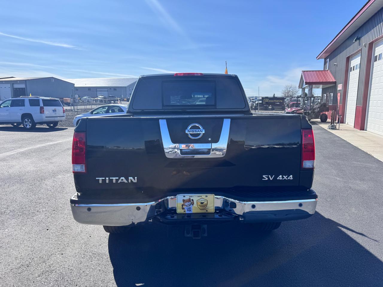 Nissan Titan SV Crew Cab 4WD 2012