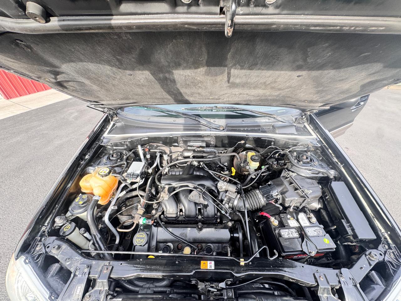 Mazda Tribute ES 4WD 2004