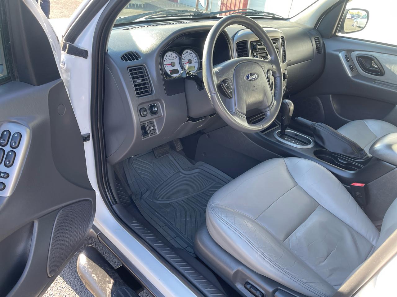 Ford Escape XLT 4WD 2005