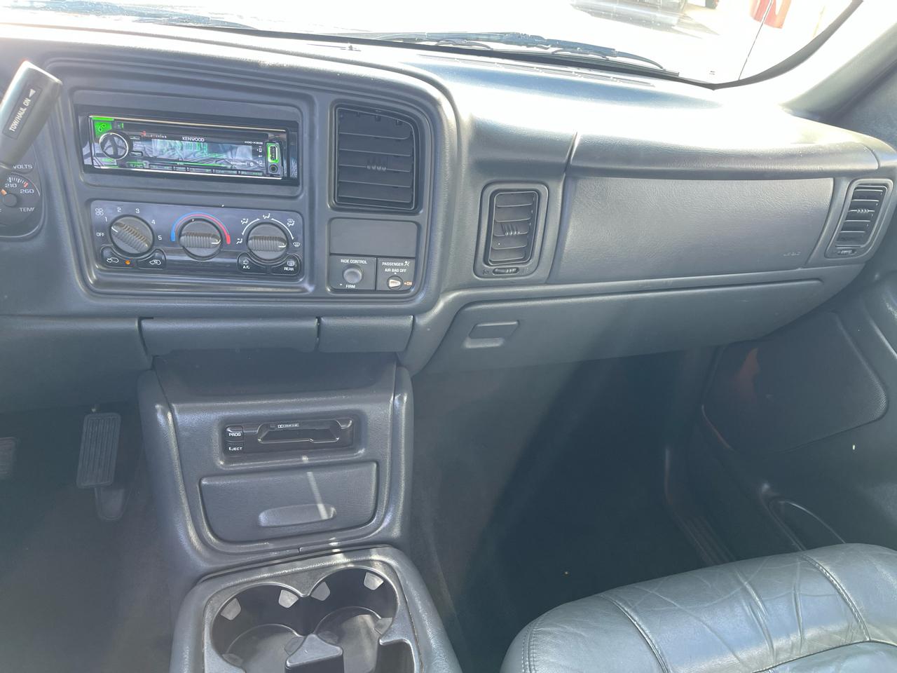 Chevrolet Silverado 1500 LT Ext. Cab 4-Door Short Bed 4WD 2000