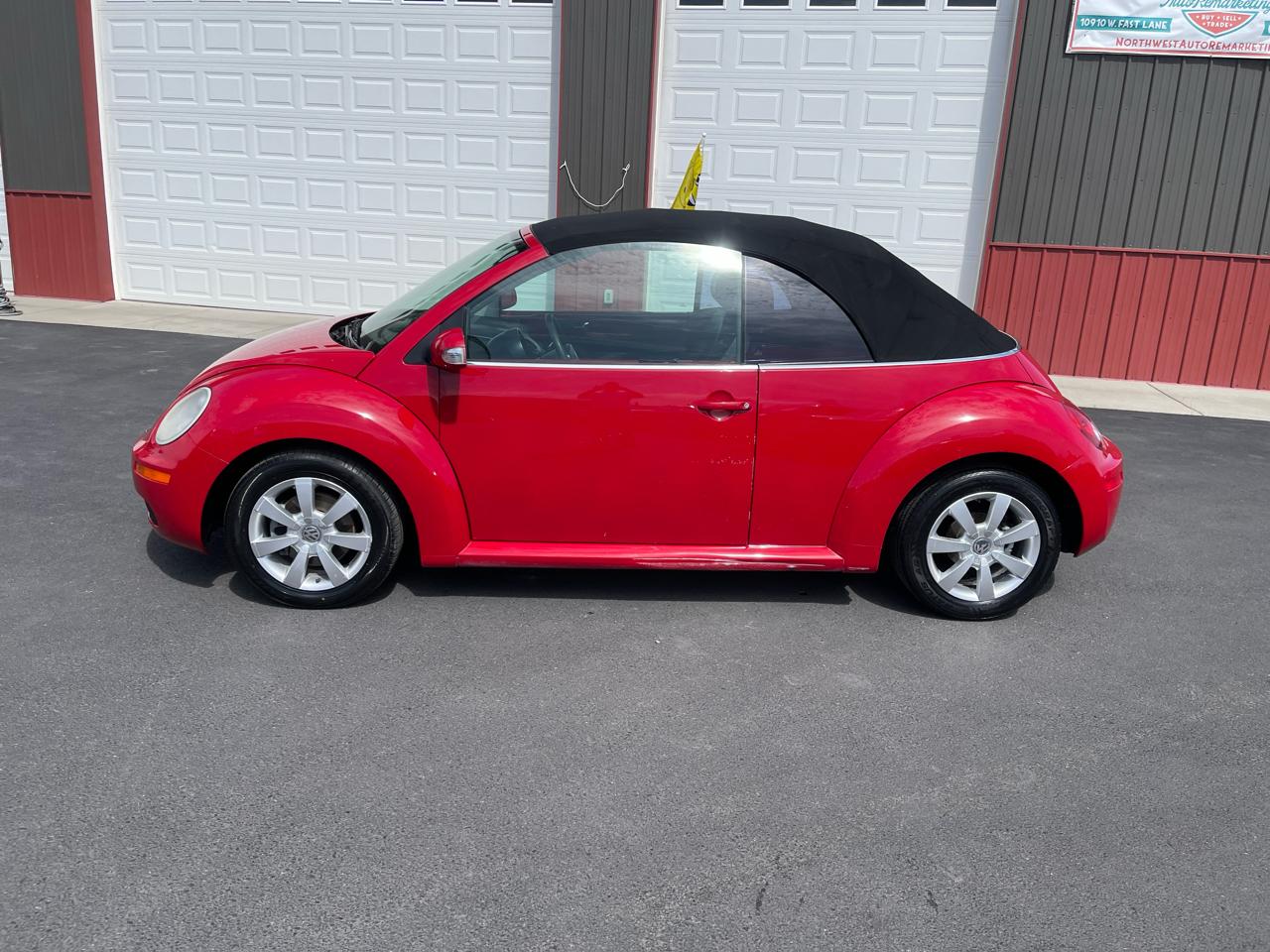 Volkswagen New Beetle S Convertible 2008