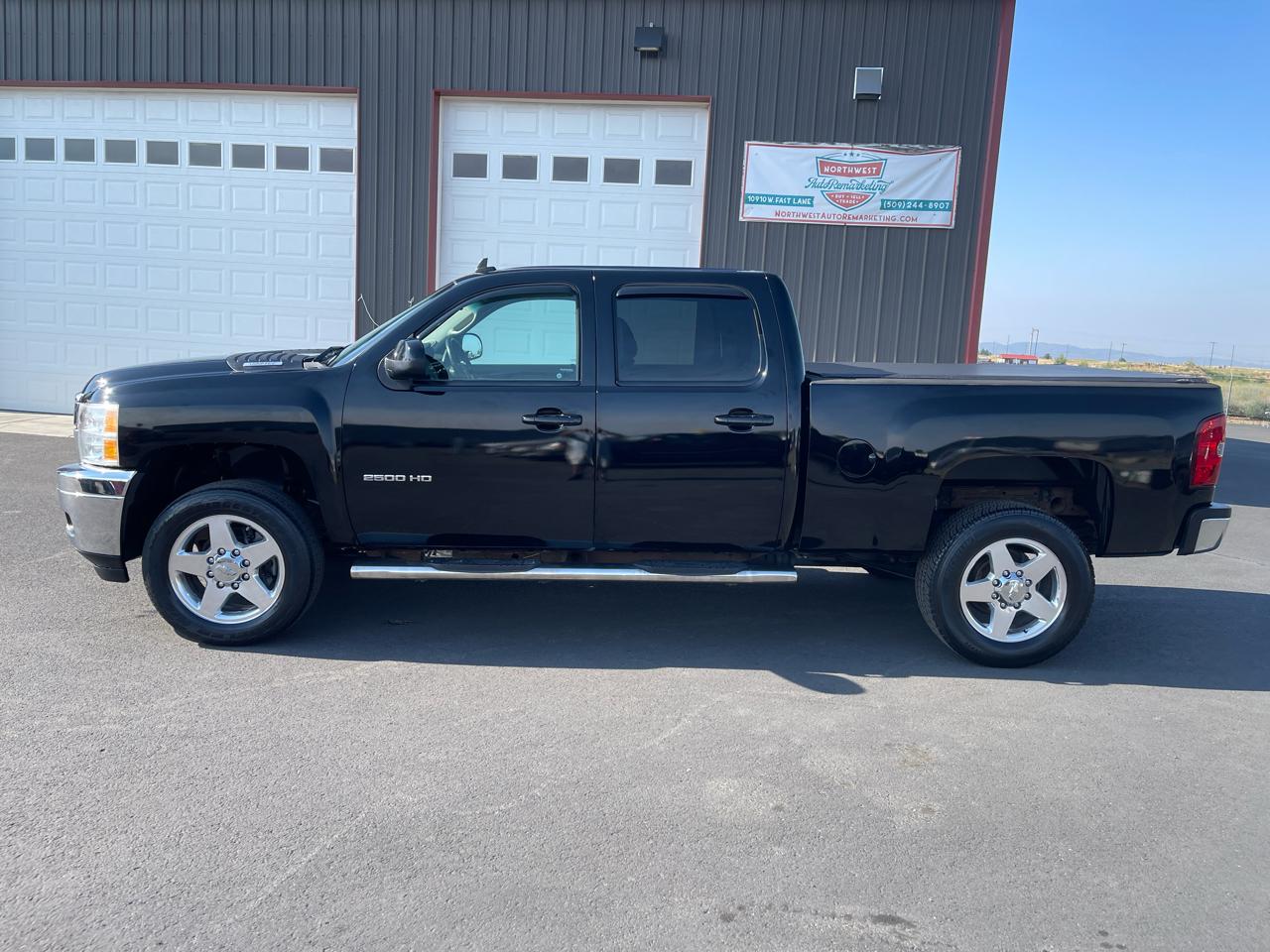 Chevrolet Silverado 2500HD LTZ Crew Cab 2WD 2013