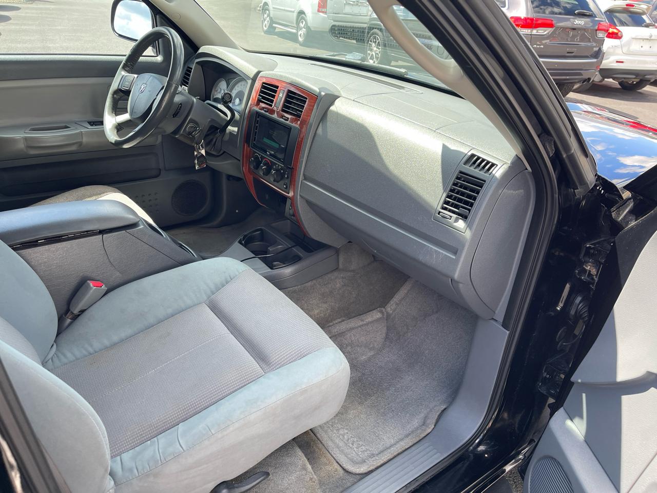 Dodge Dakota SLT Quad Cab 4WD 2005