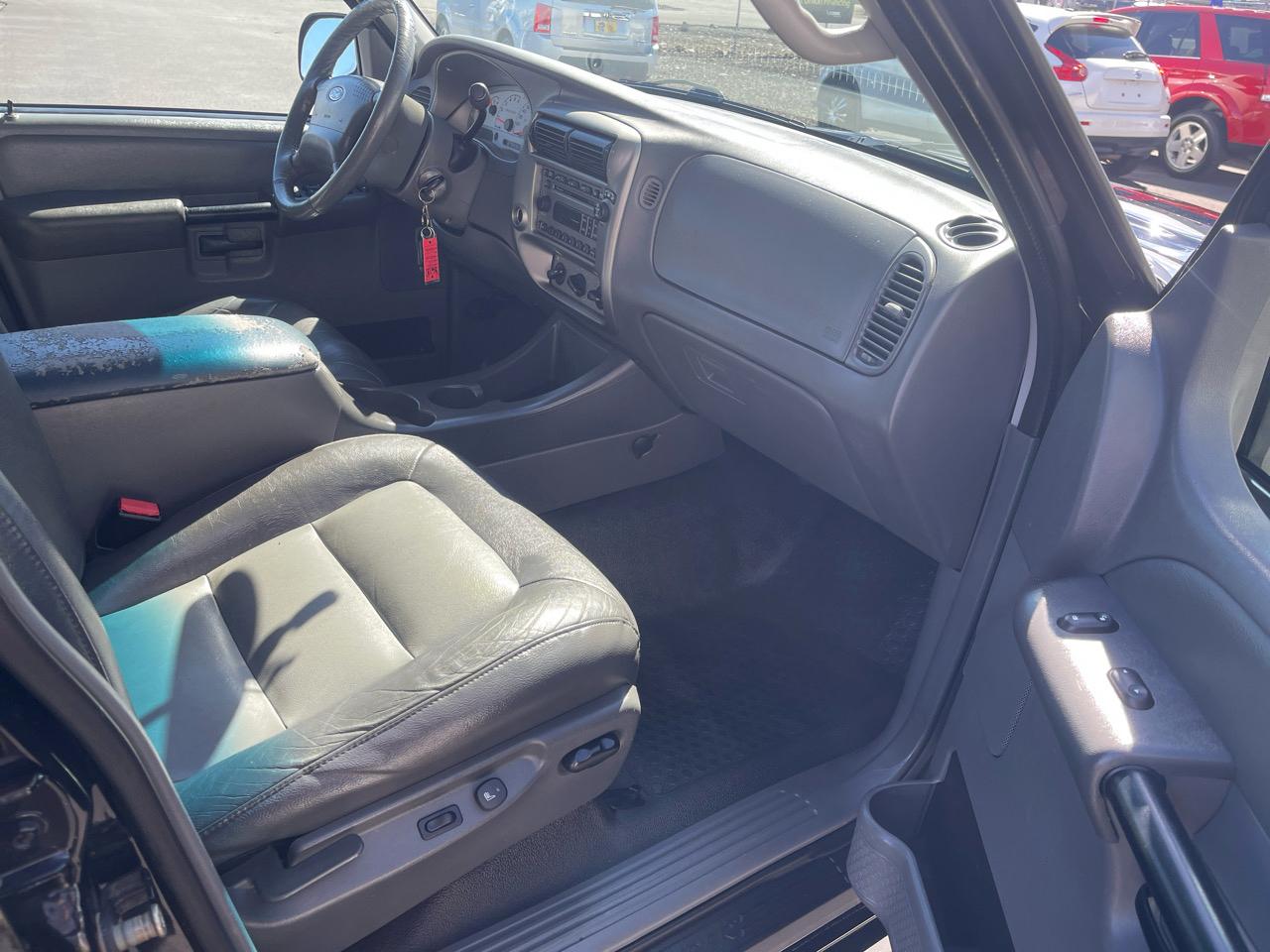 Ford Explorer Sport Trac XLT 2005