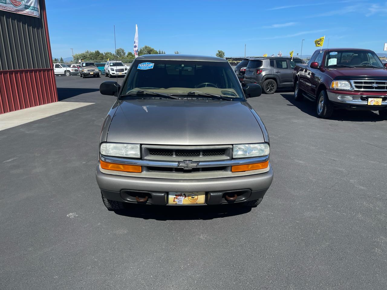 Chevrolet S10 Pickup LS Ext. Cab 4WD 2003