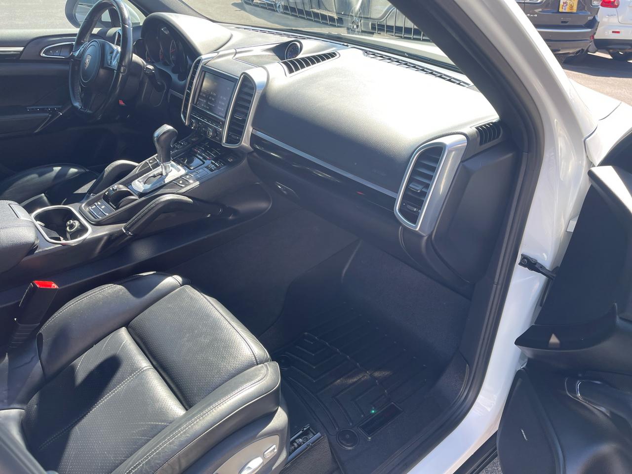 Porsche Cayenne AWD 4dr 2014