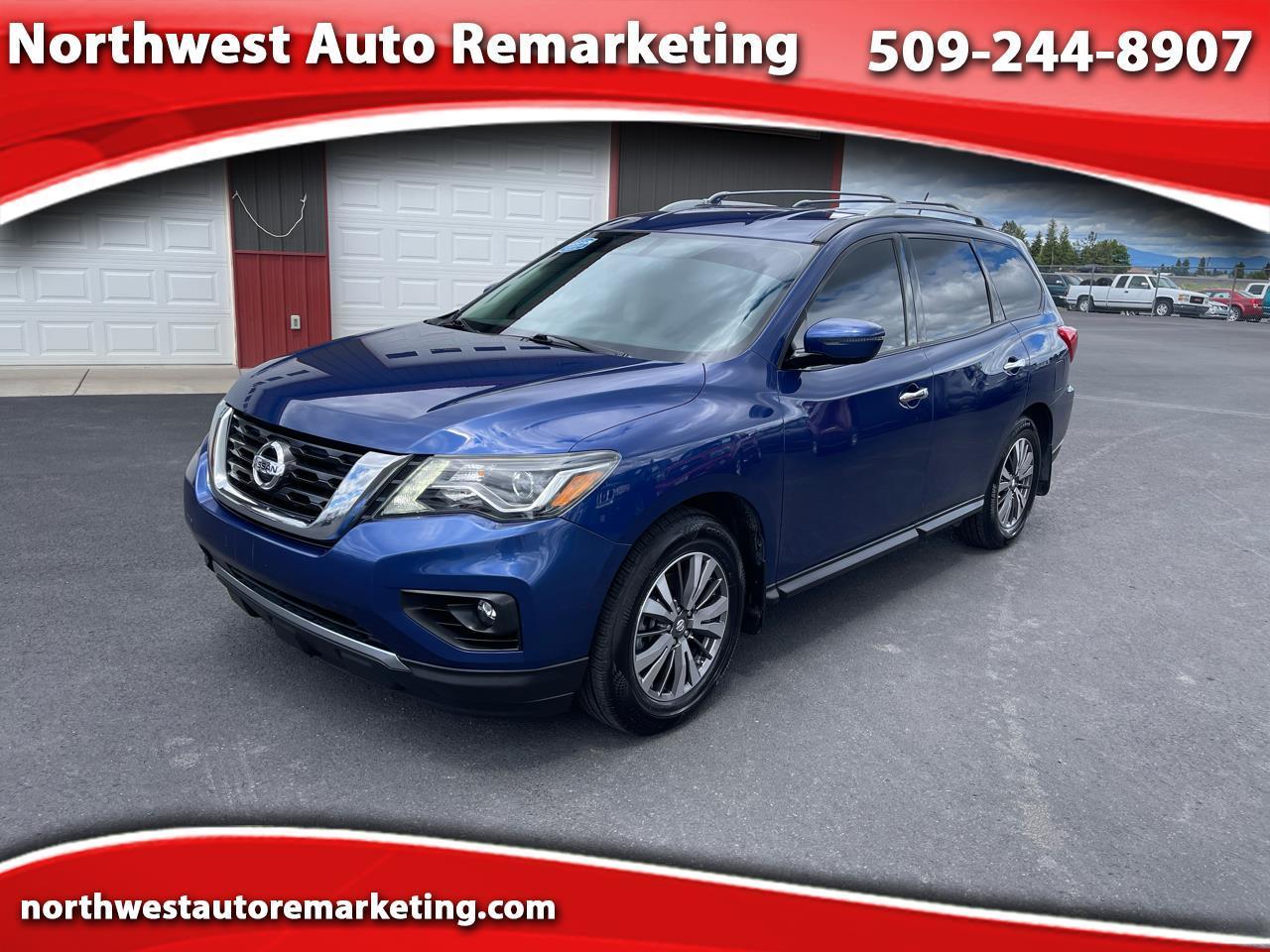 Nissan Pathfinder SV 2017