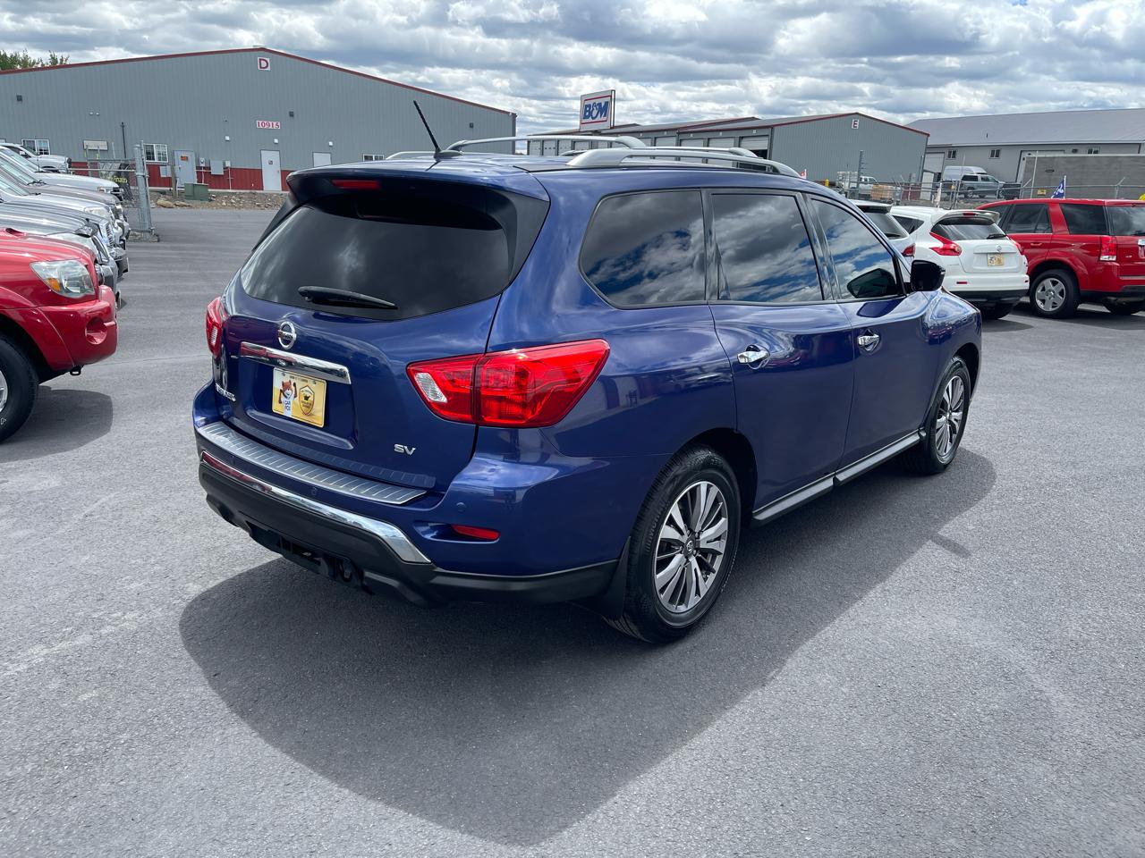 Nissan Pathfinder SV 2017