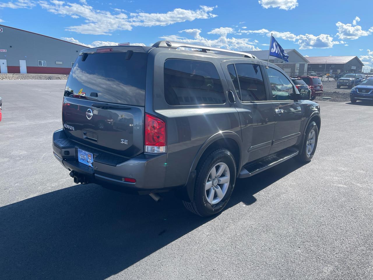 Nissan Armada SE 4WD 2010
