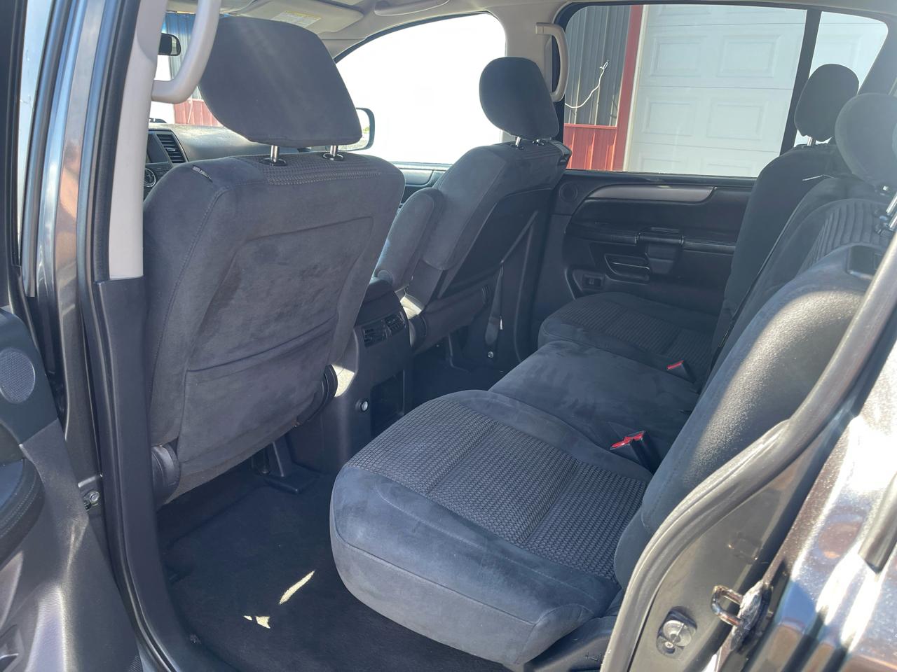 Nissan Armada SE 4WD 2010