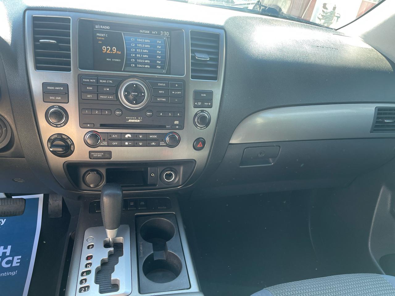 Nissan Armada SE 4WD 2010