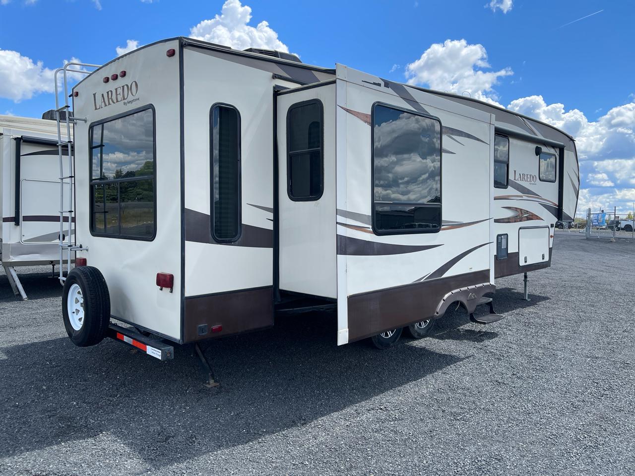 Keystone RV Laredo  2014
