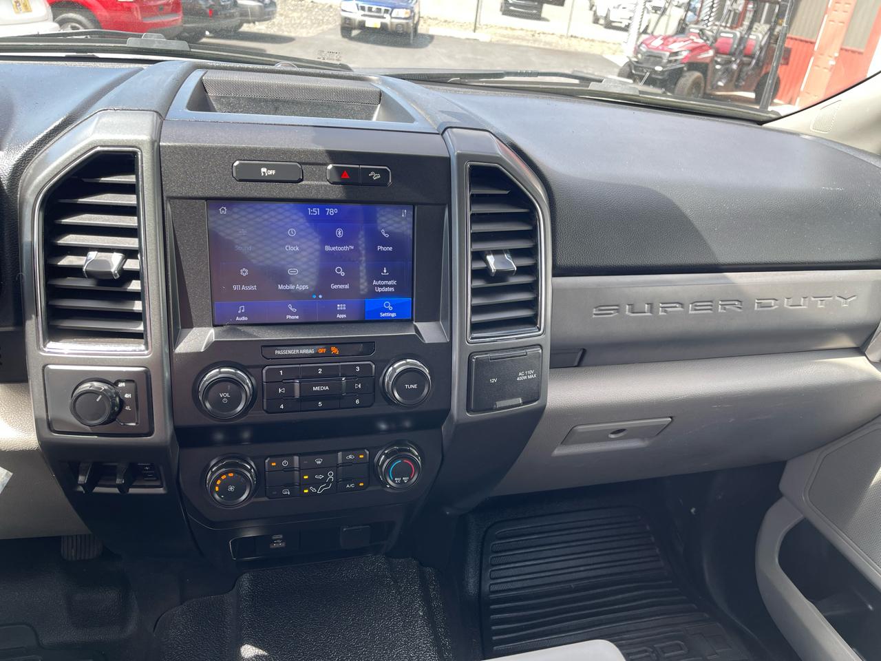 Ford F-350 Crew Cab 4dr 168" WB DRW 2021