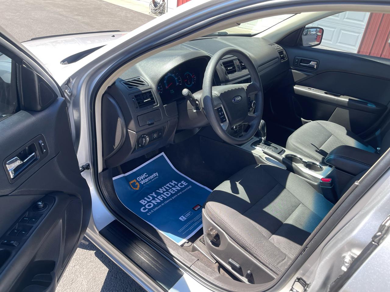 Ford Fusion SE 2012