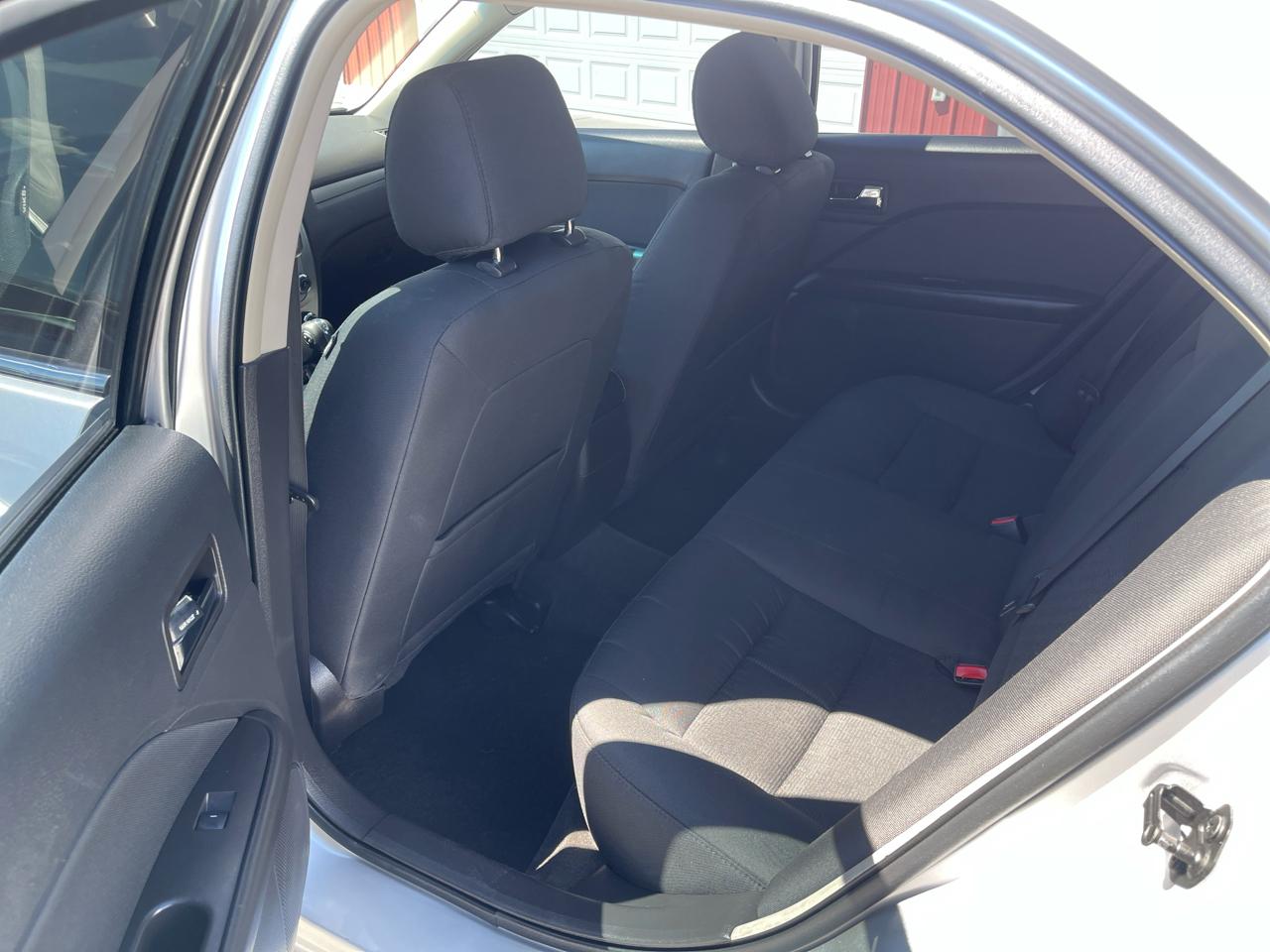 Ford Fusion SE 2012