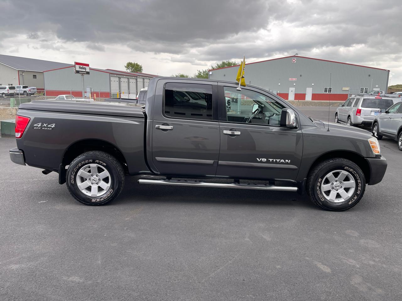 Nissan Titan LE Crew Cab 4WD 2007