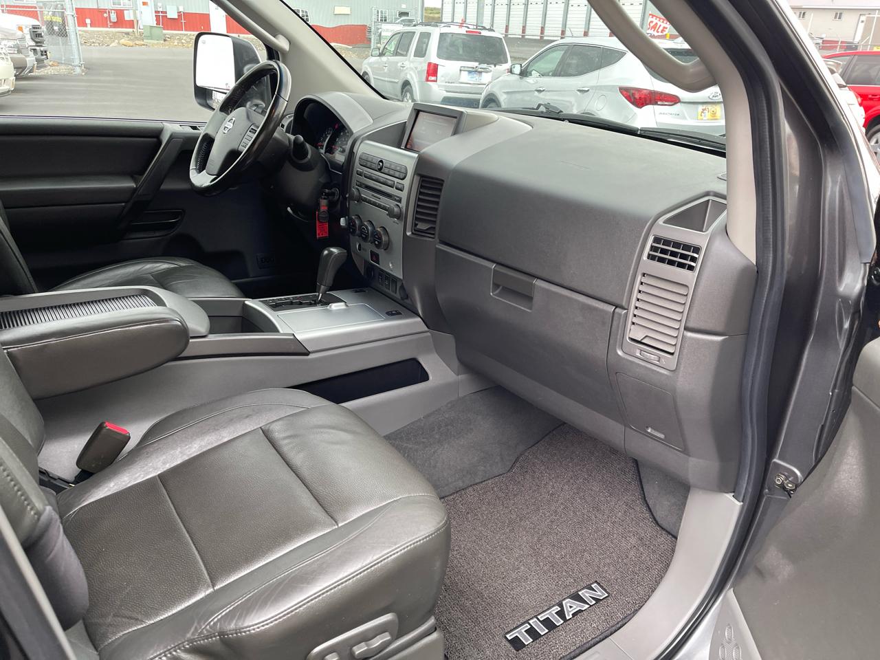 Nissan Titan LE Crew Cab 4WD 2007