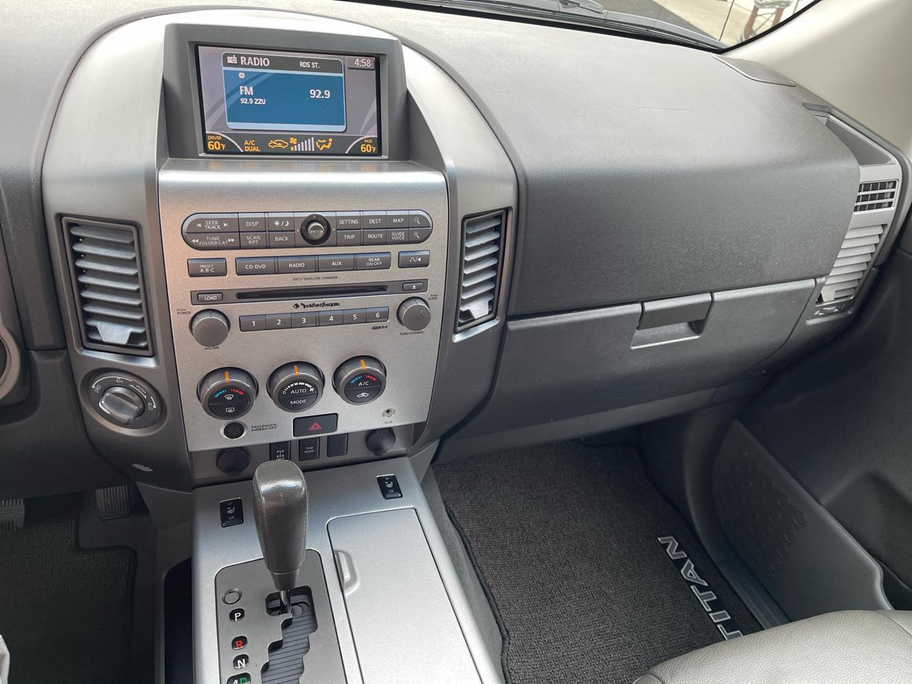 Nissan Titan LE Crew Cab 4WD 2007