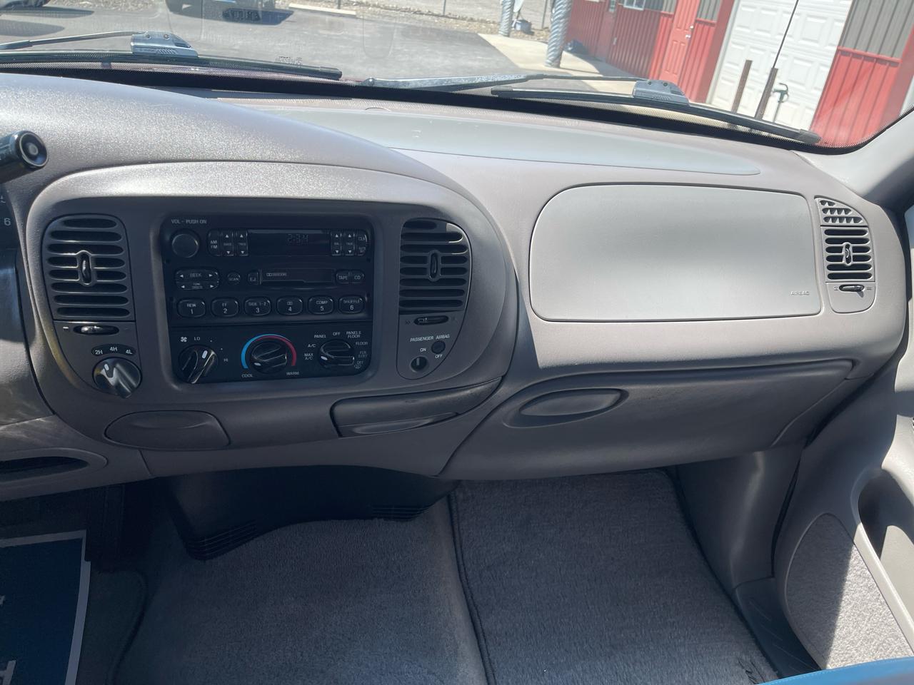 Ford F-150 Lariat SuperCab 6.5-ft. Bed 4WD 1998