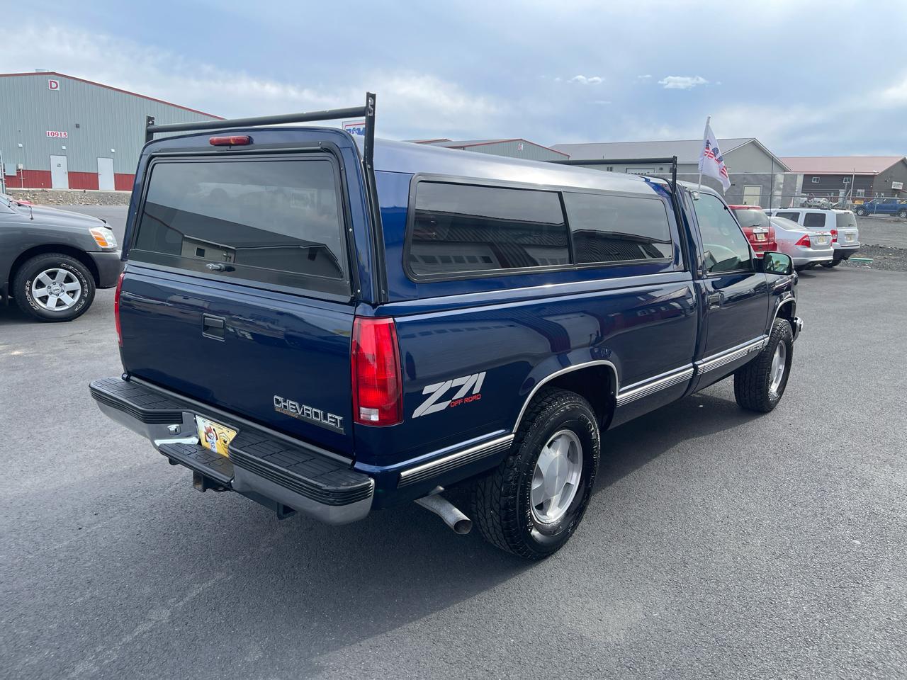 Chevrolet C/K 1500 Reg. Cab 8-ft. Bed 4WD 1998