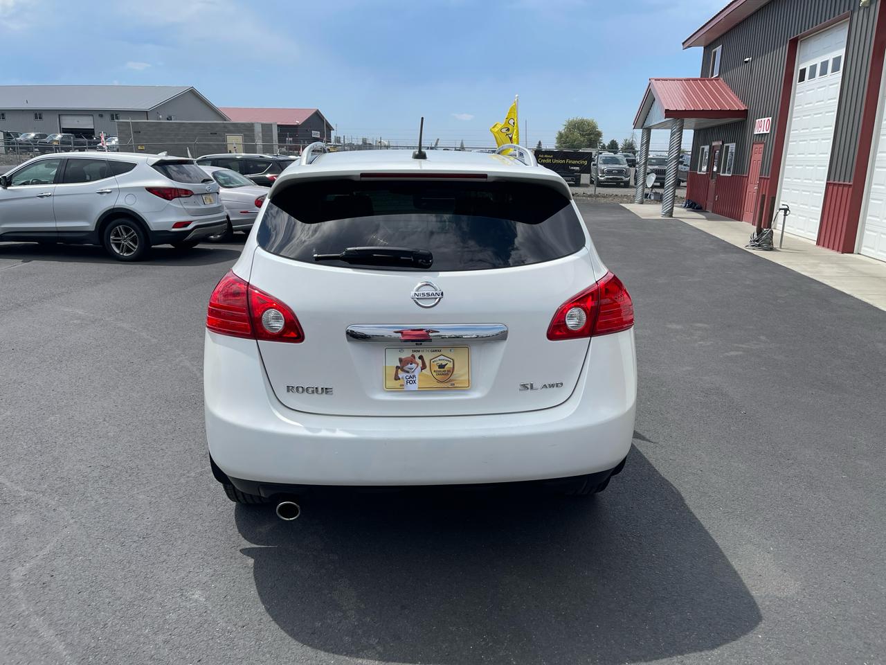 Nissan Rogue SL 4D SUV AWD 2011