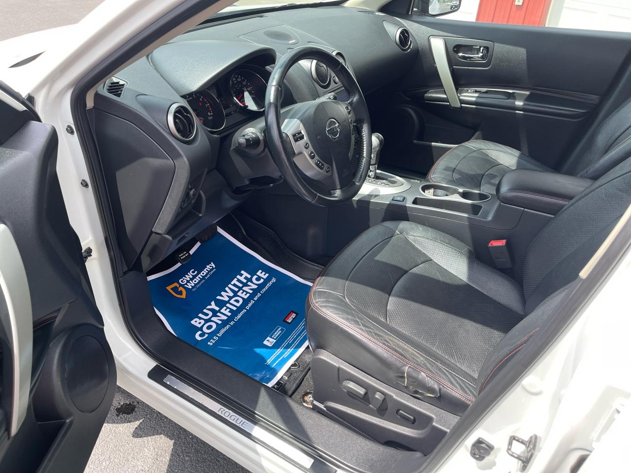 Nissan Rogue SL 4D SUV AWD 2011