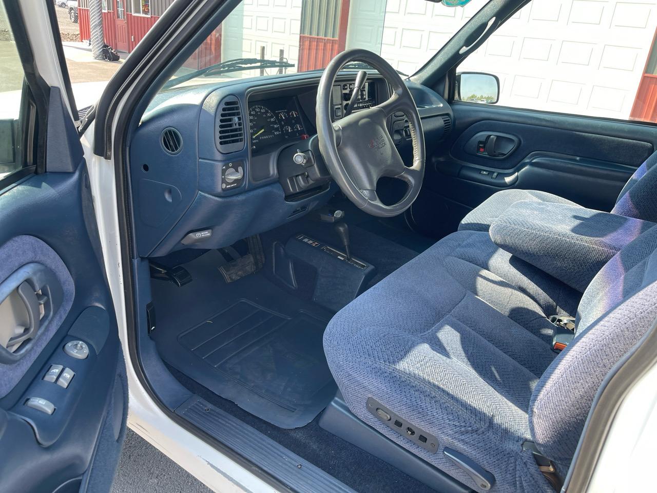 GMC Sierra C/K 2500 Club Coupe 8-ft. Bed 4WD 1995