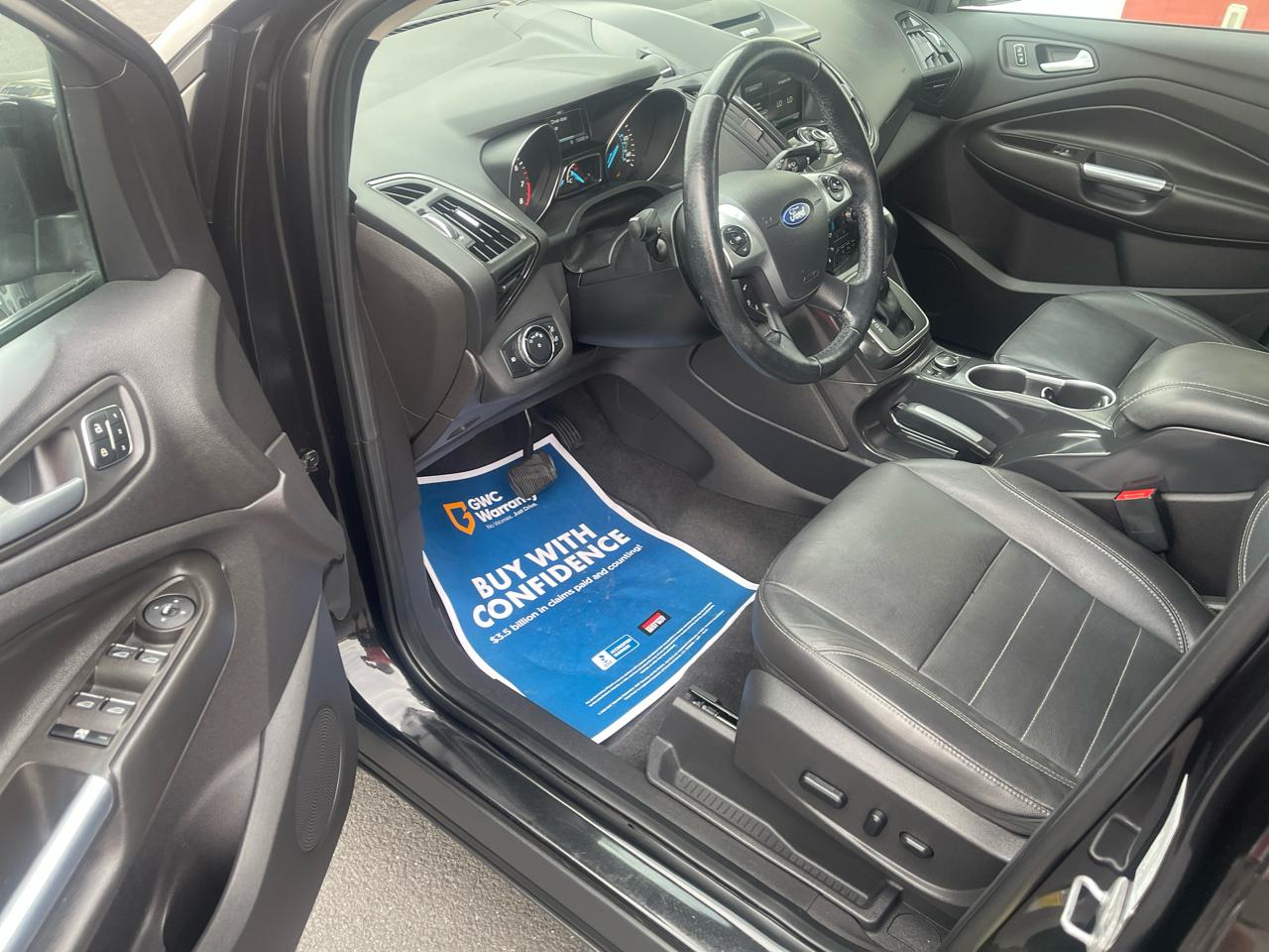 Ford Escape Titanium 4WD 2014