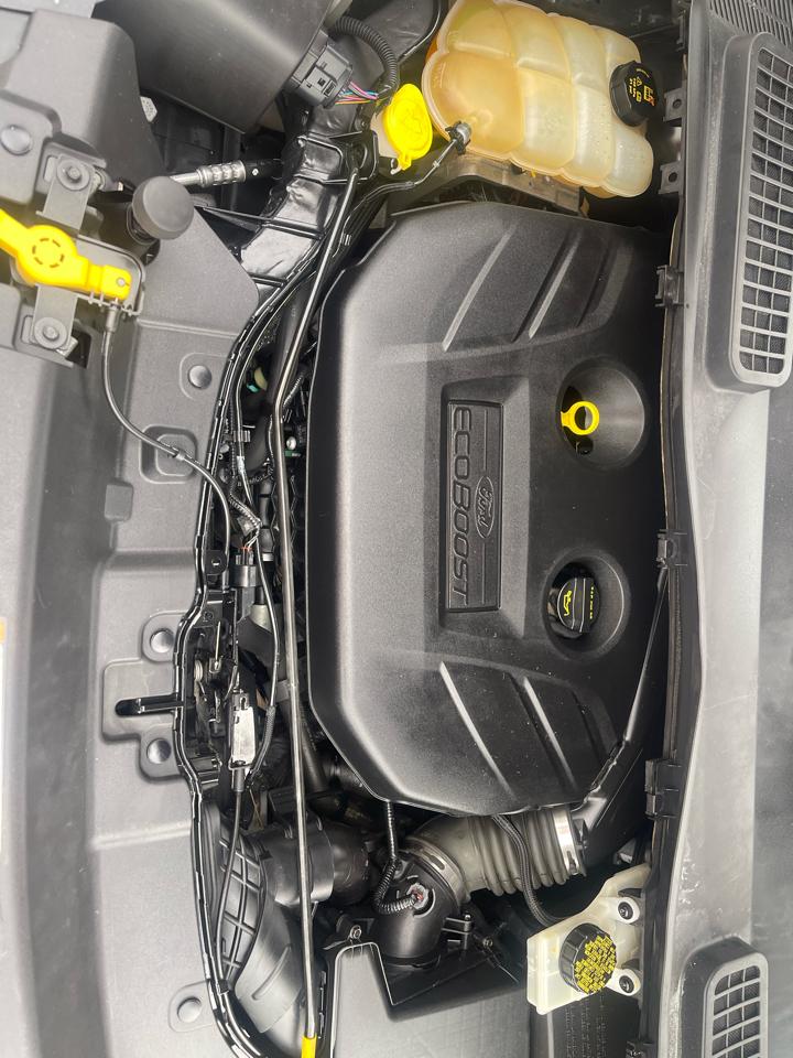 Ford Escape Titanium 4WD 2014