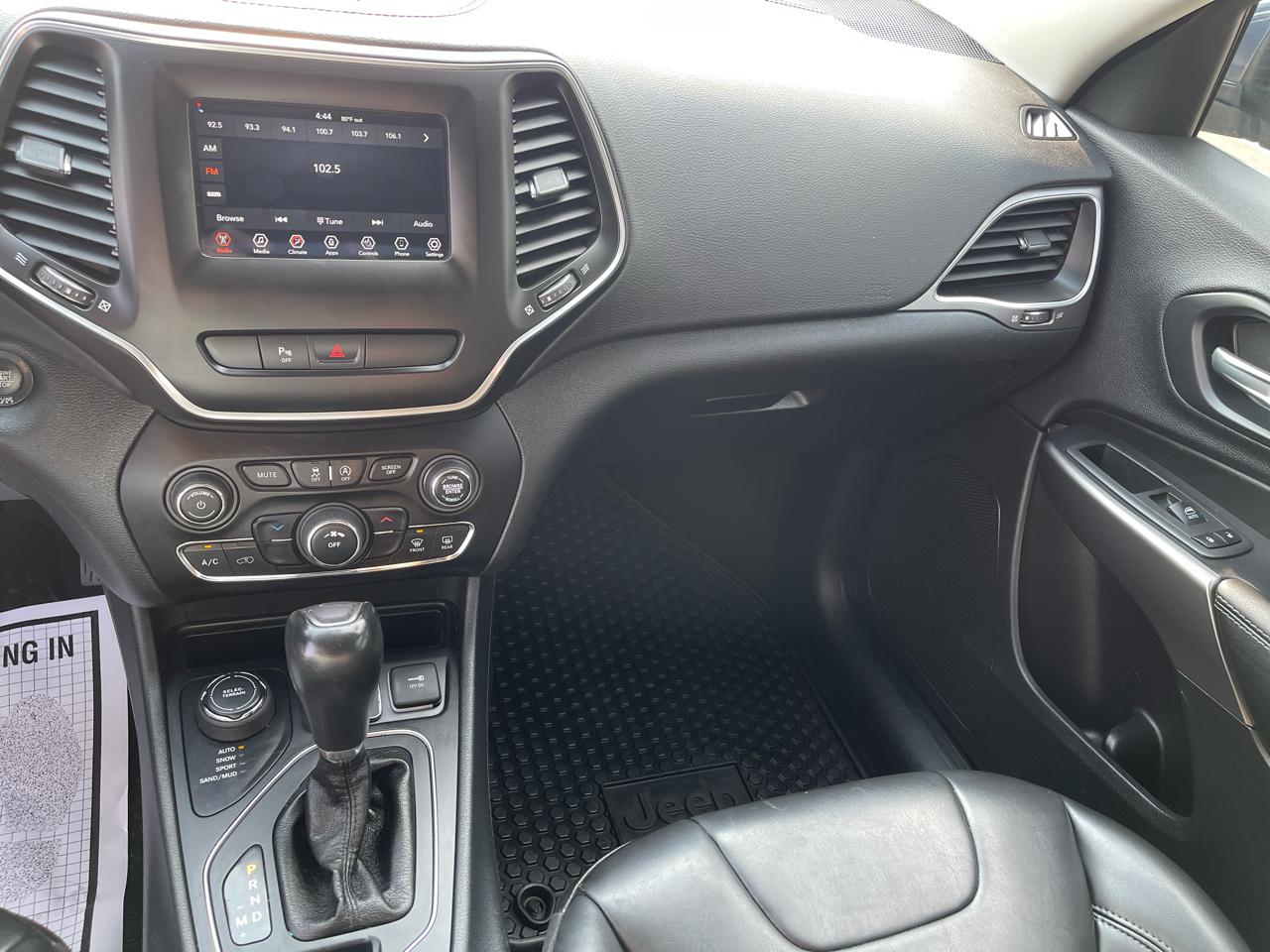 Jeep Cherokee Latitude Plus 4WD 2020