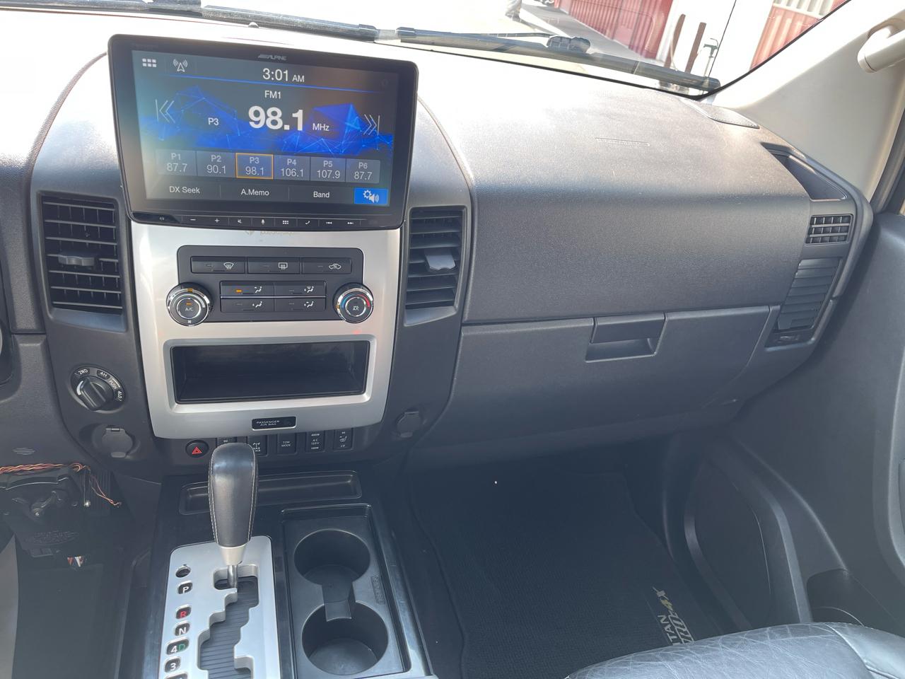 Nissan Titan PRO-4X Crew Cab 4WD SWB 2015