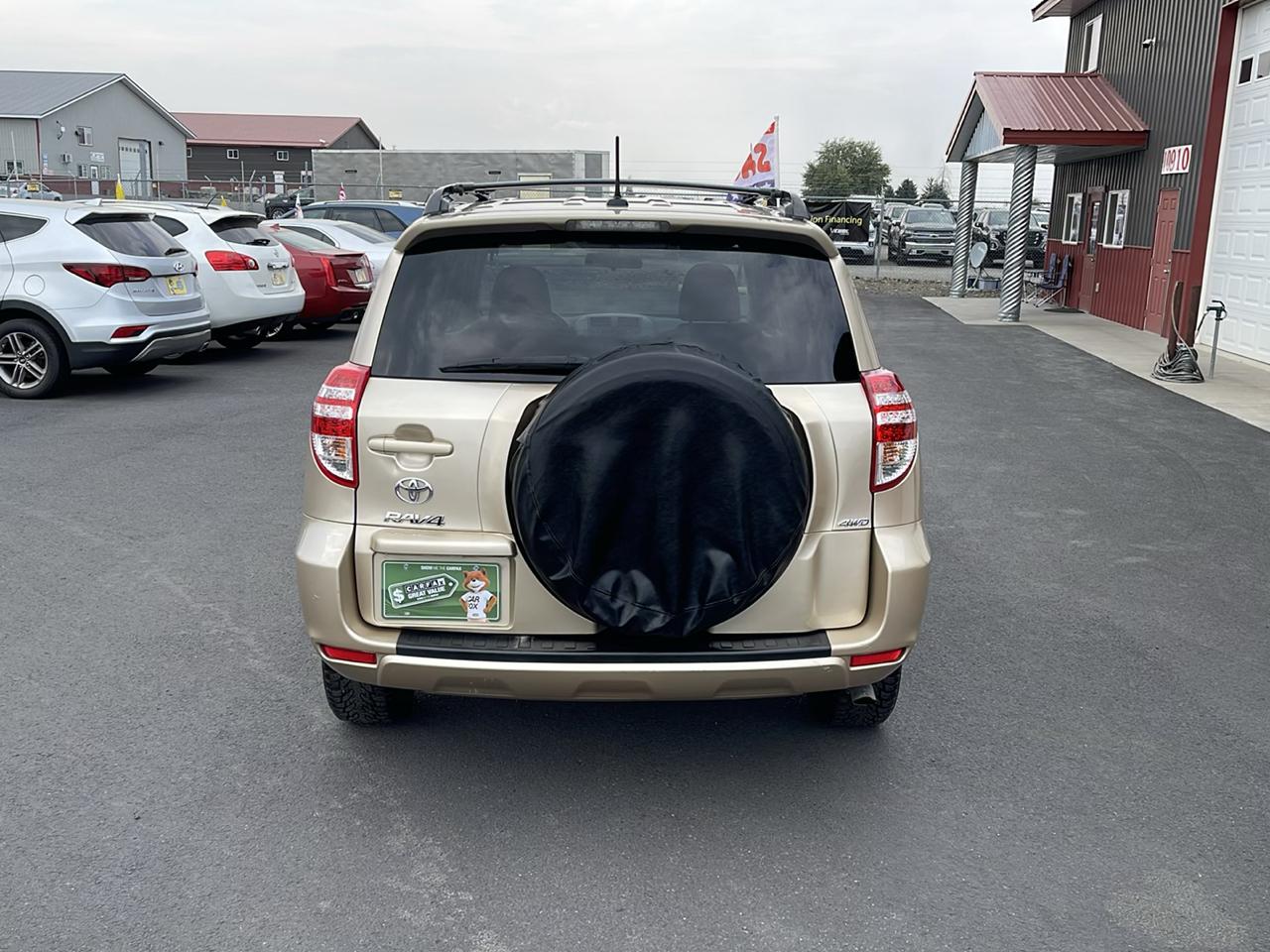 Toyota RAV4 Base I4 4WD 2011