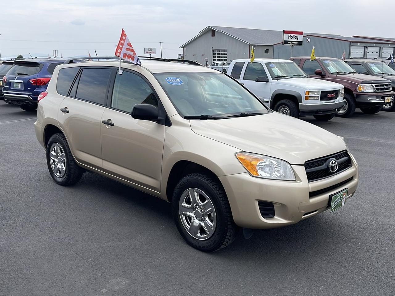 Toyota RAV4 Base I4 4WD 2011