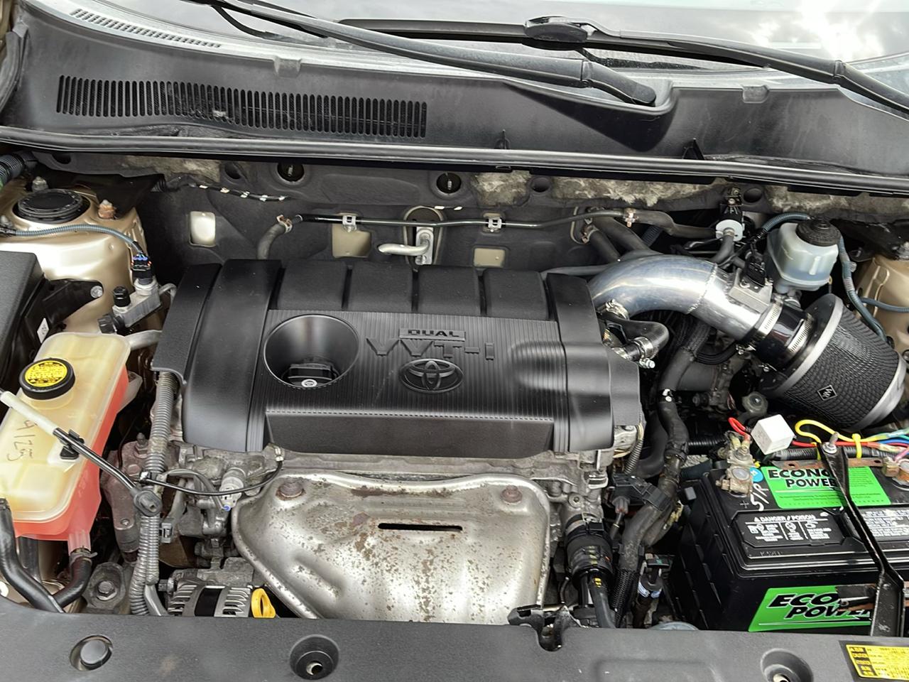 Toyota RAV4 Base I4 4WD 2011