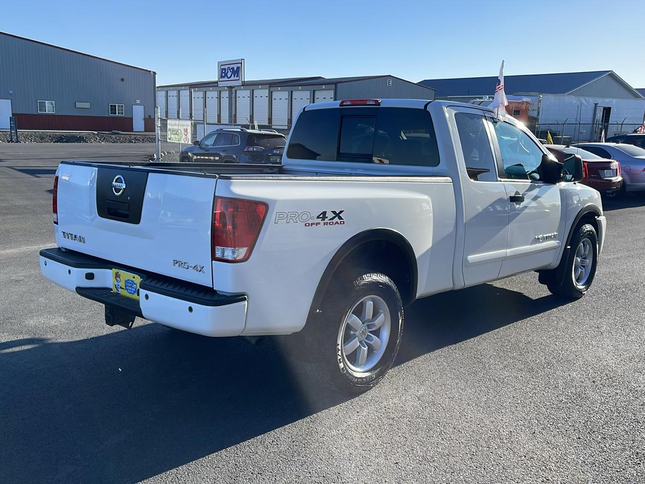 Nissan Titan PRO-4X King Cab 4WD SWB 2010