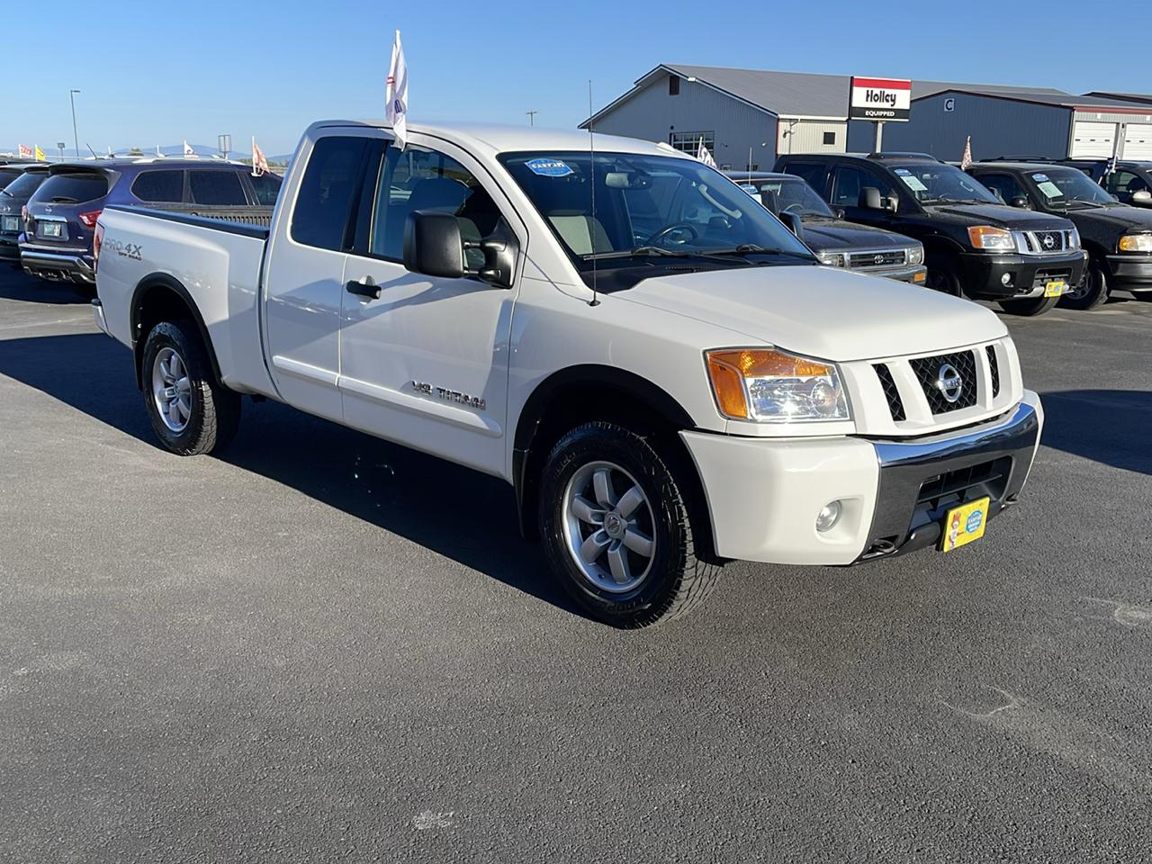 Nissan Titan PRO-4X King Cab 4WD SWB 2010