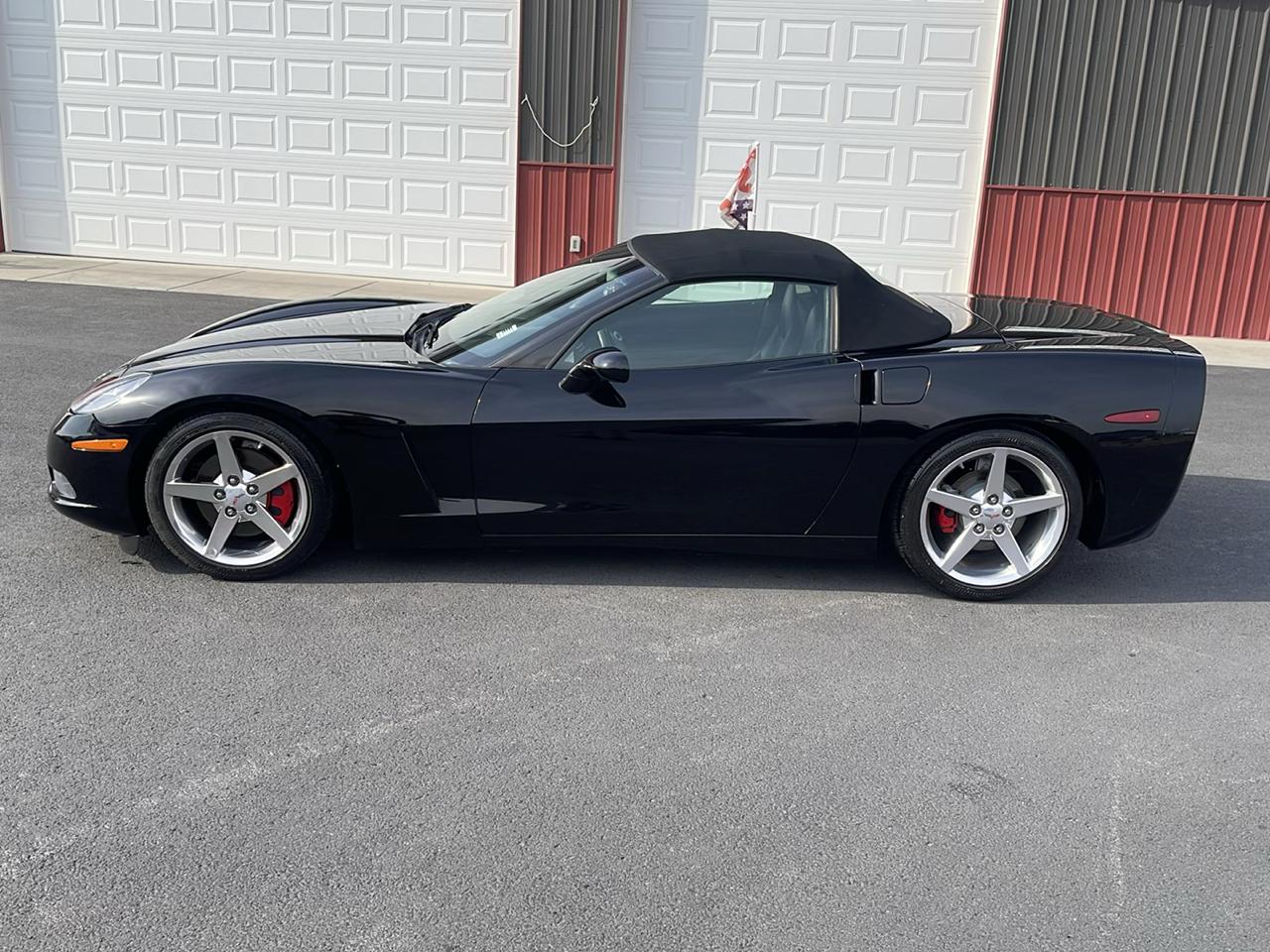 Chevrolet Corvette Convertible 2005
