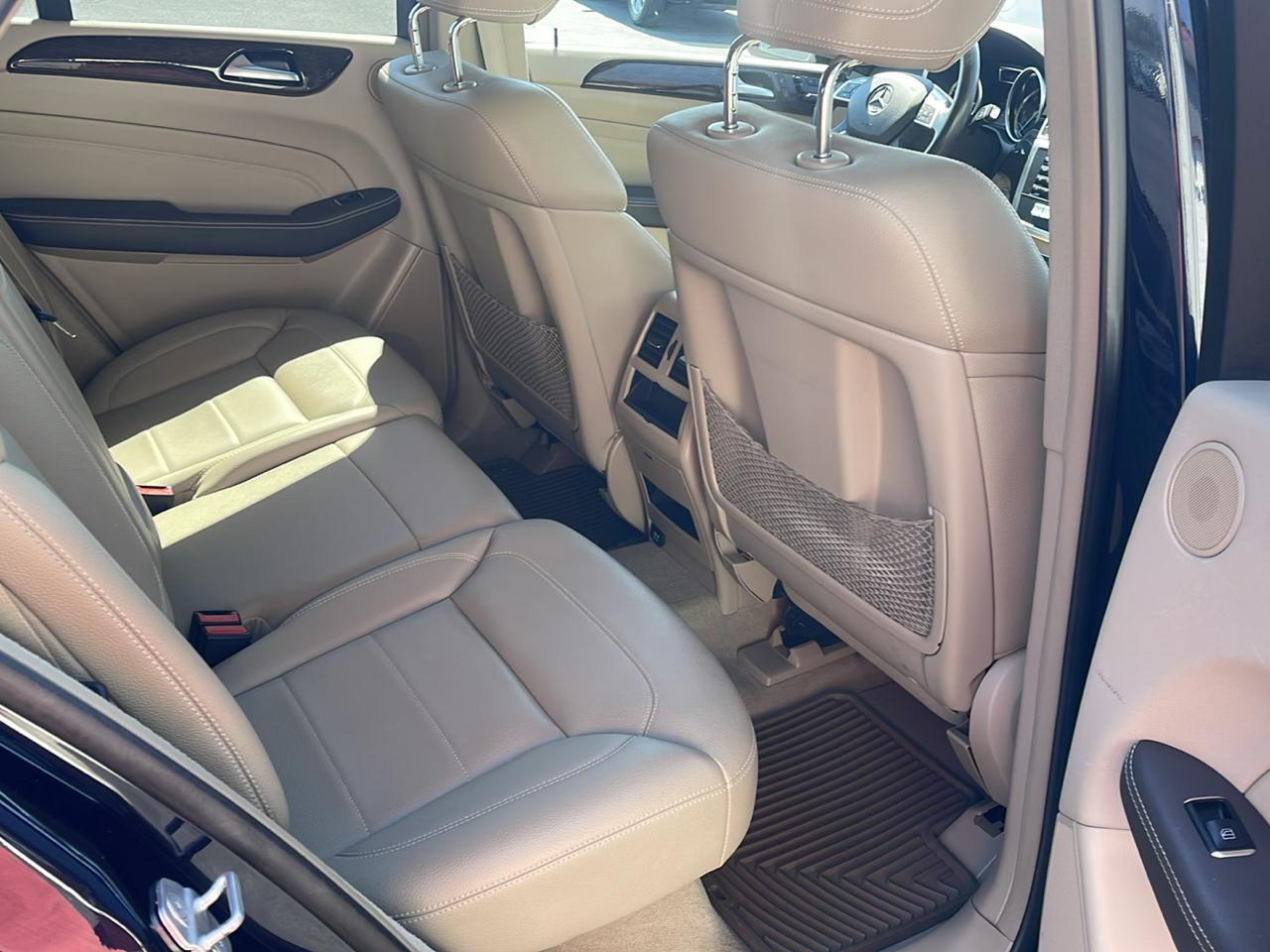 Mercedes-Benz M-Class ML350 BlueTEC 2012