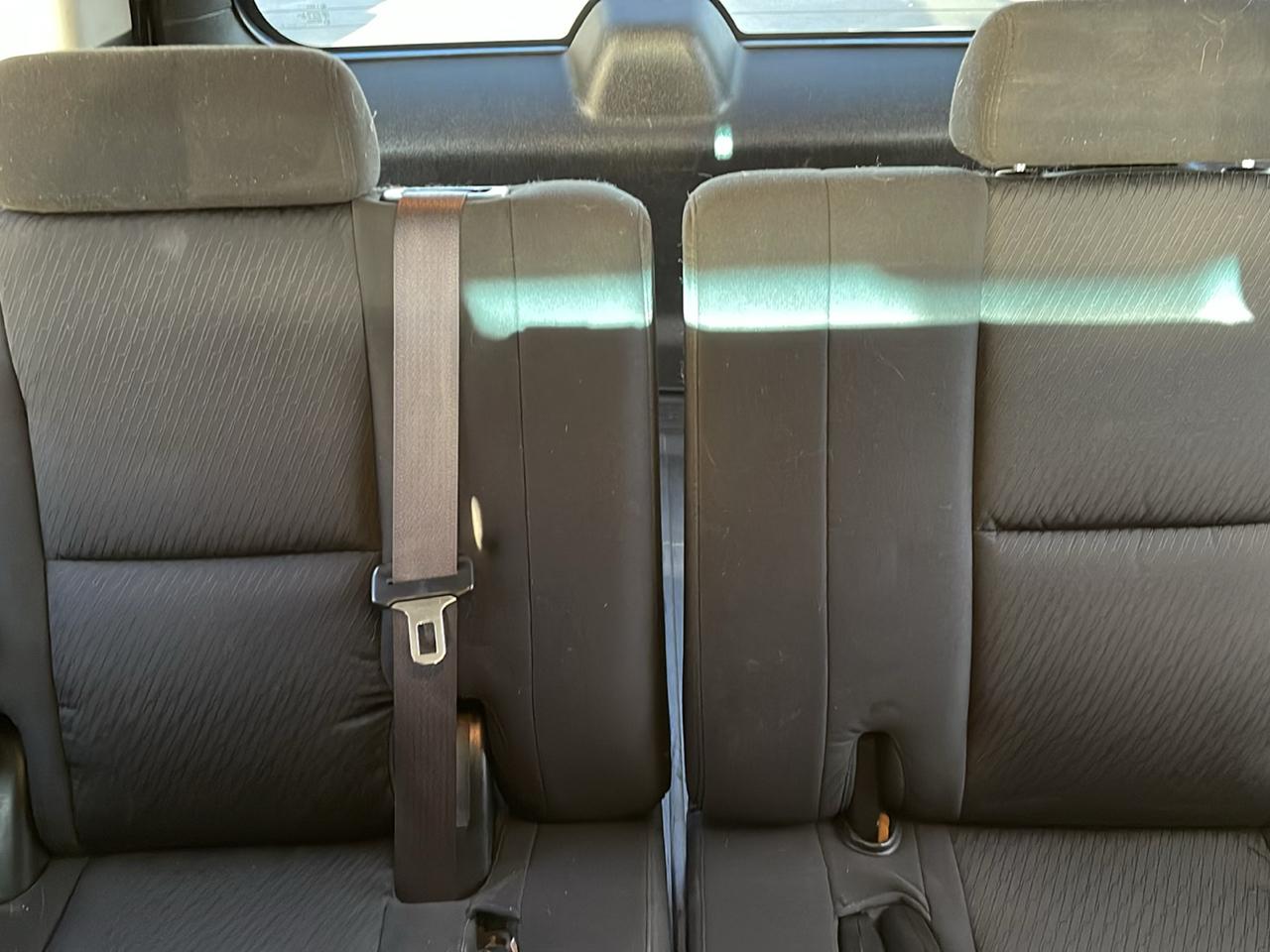 Chevrolet Suburban 4dr 2500 4WD LS 2011