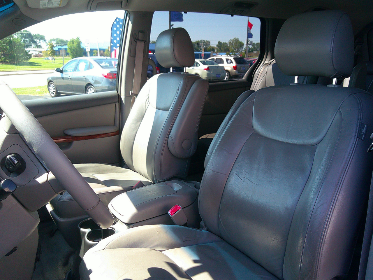 Toyota Sienna XLE 2005