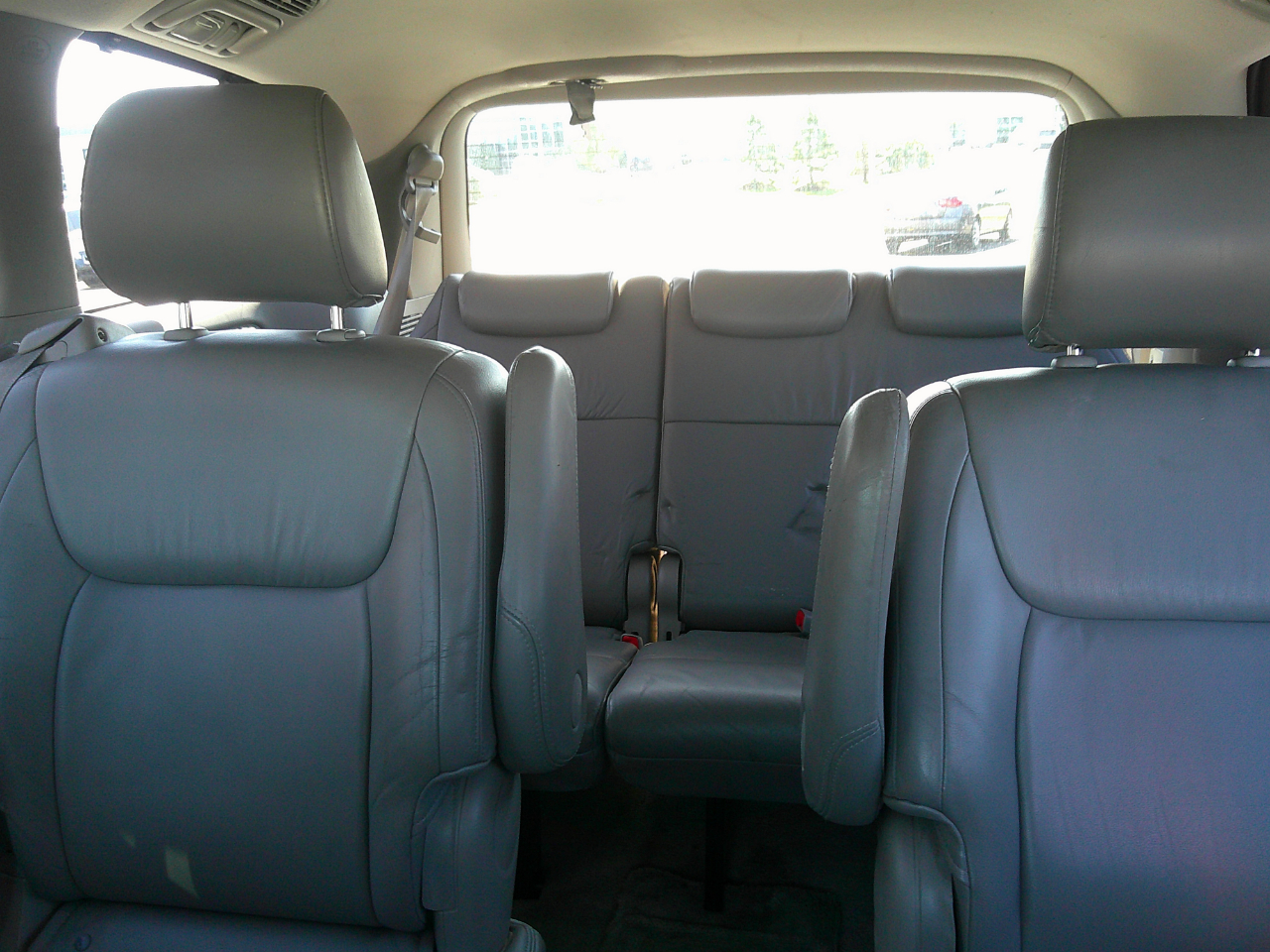 Toyota Sienna XLE 2005