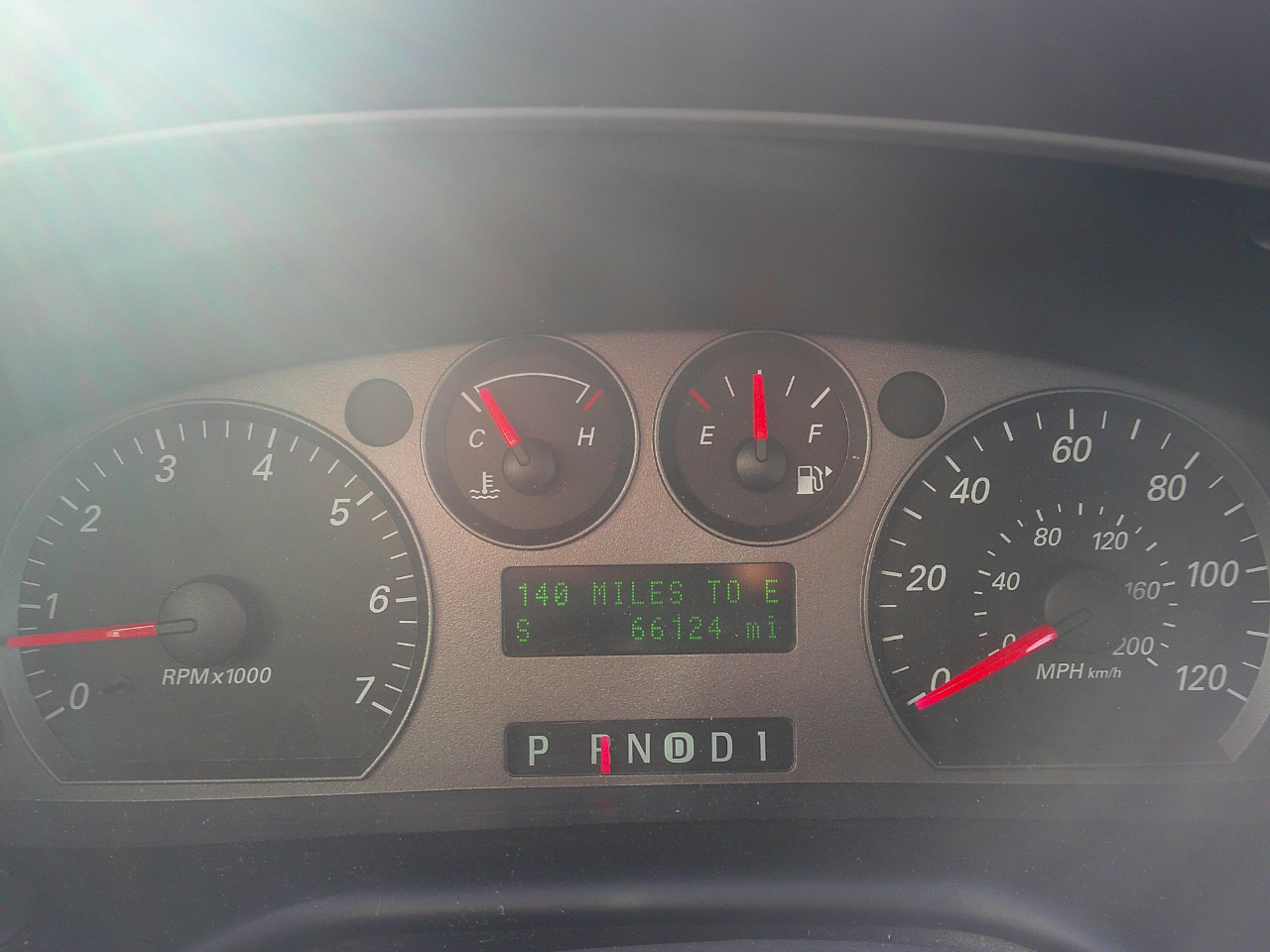 Ford Taurus SEL 2005