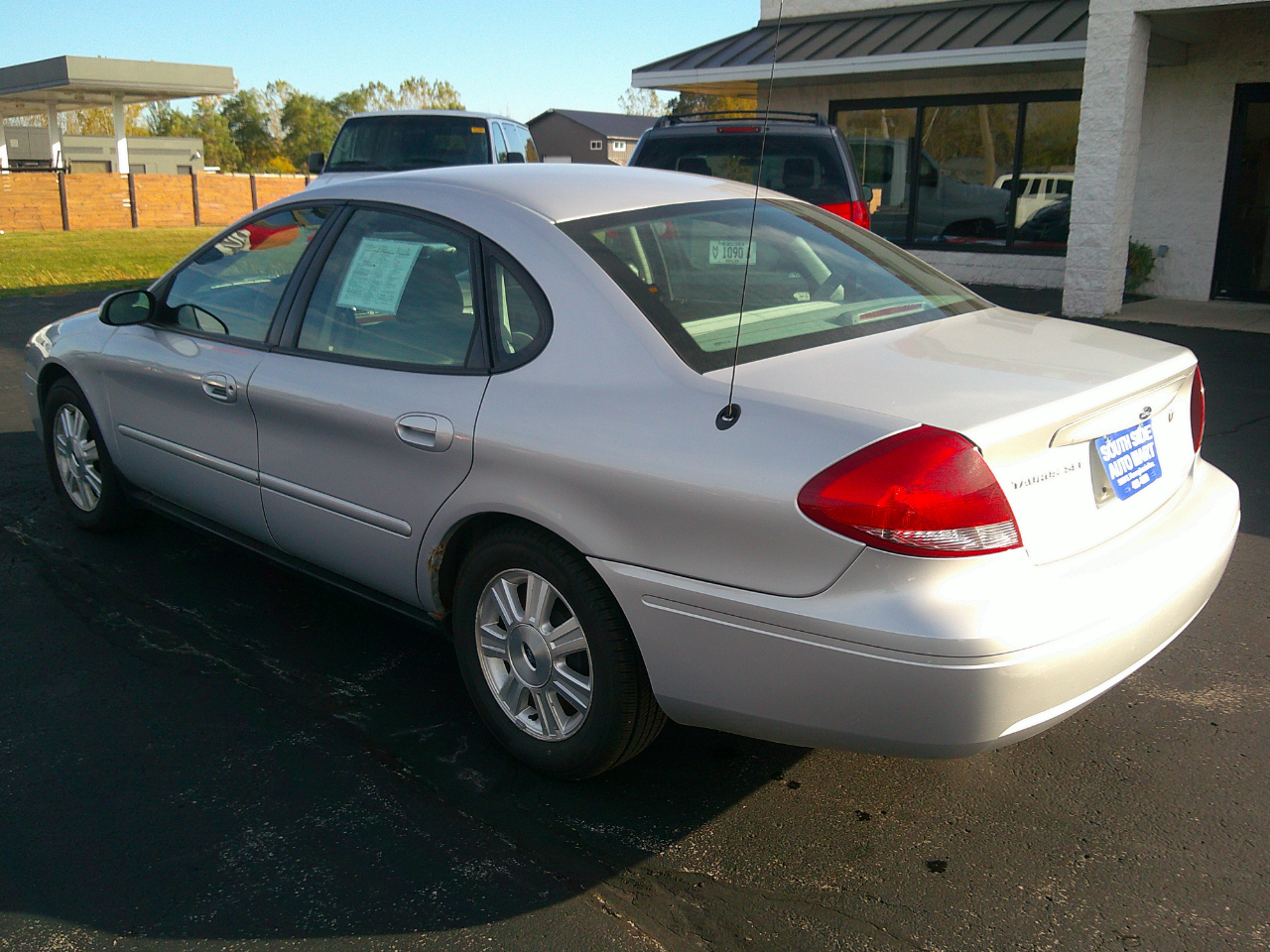 Ford Taurus SEL 2005