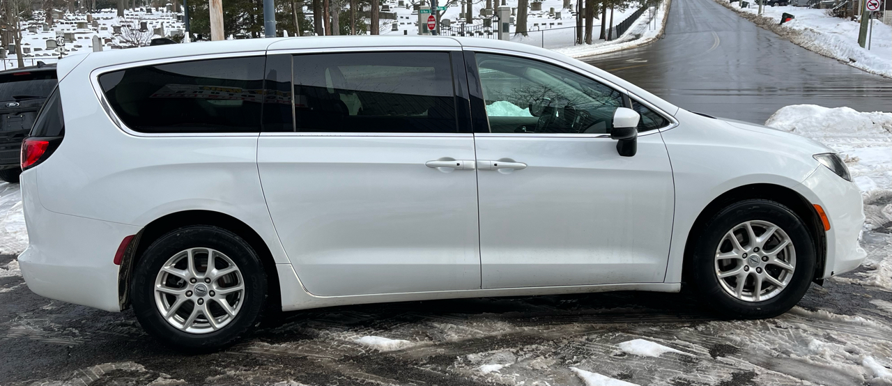 Chrysler Voyager LX 2022